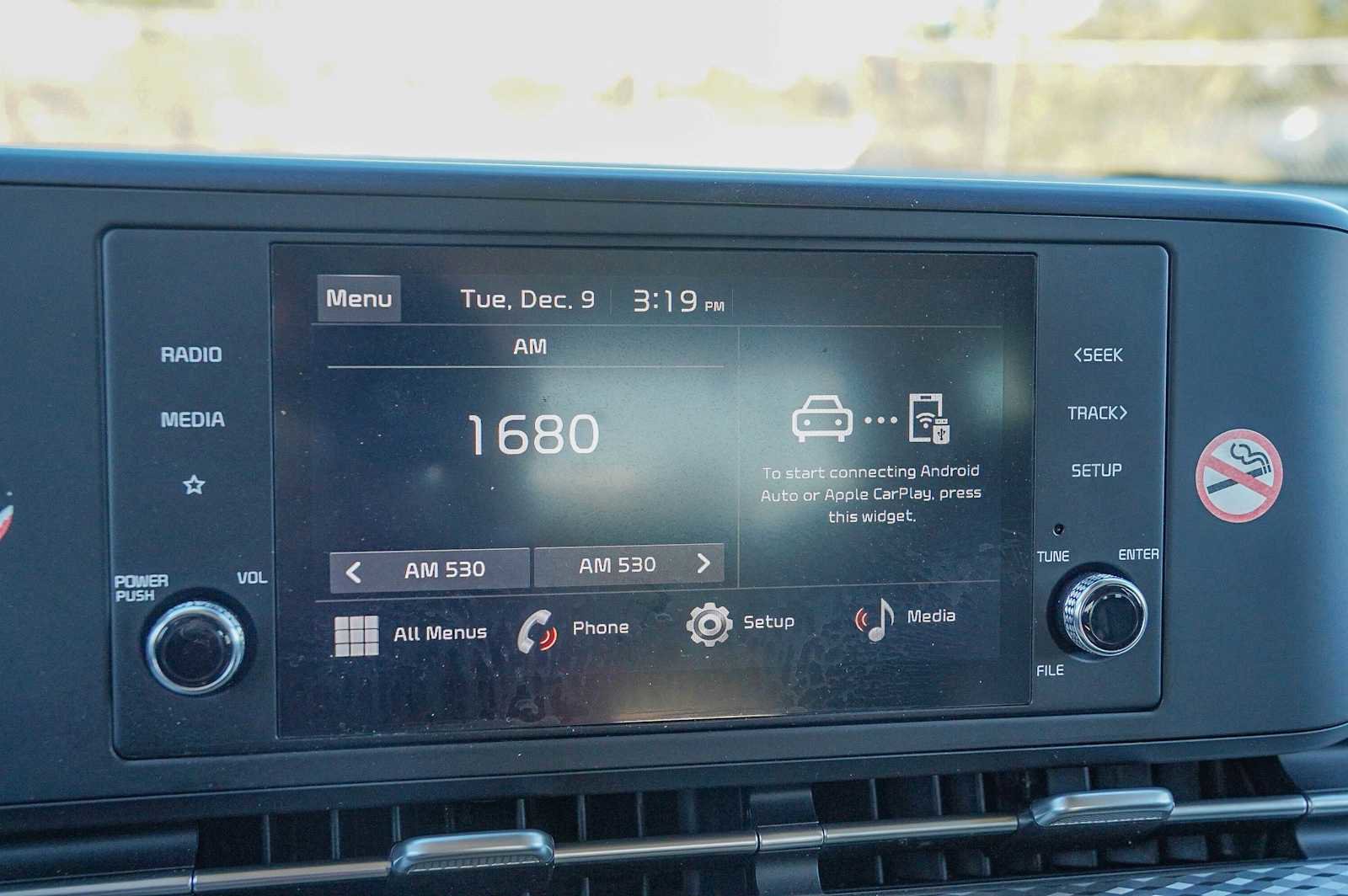 Certified 2024 Kia Carnival LX image 17