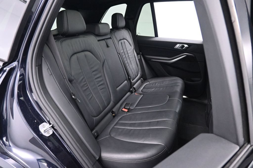 Used 2019 BMW X5 xDrive40i AWD/4WD image 18