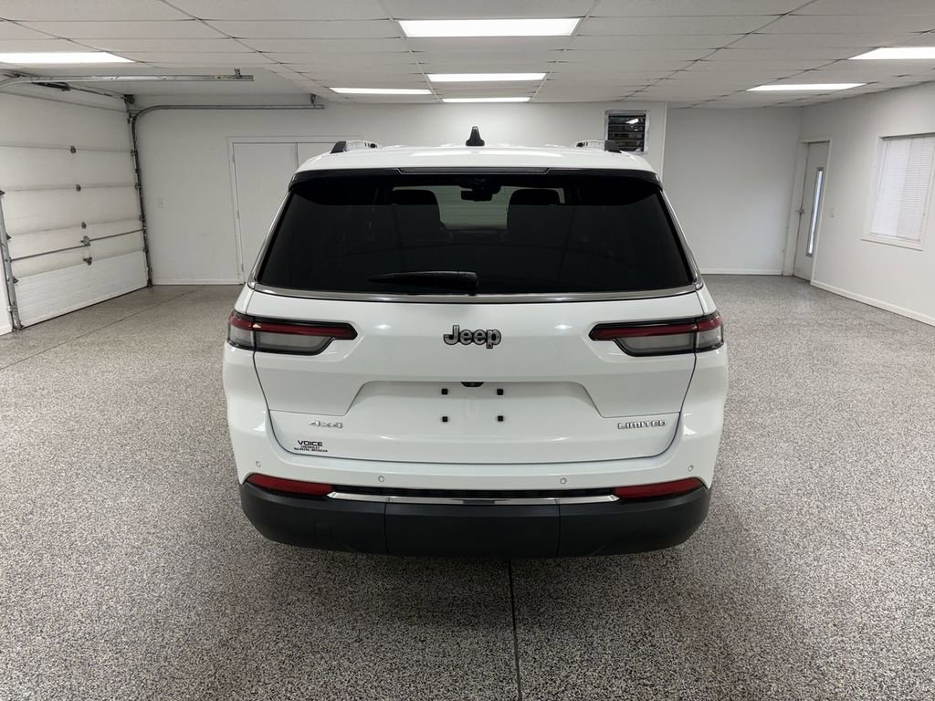 Used 2023 Jeep Grand Cherokee L Limited w/ Luxury Tech Group II image 7