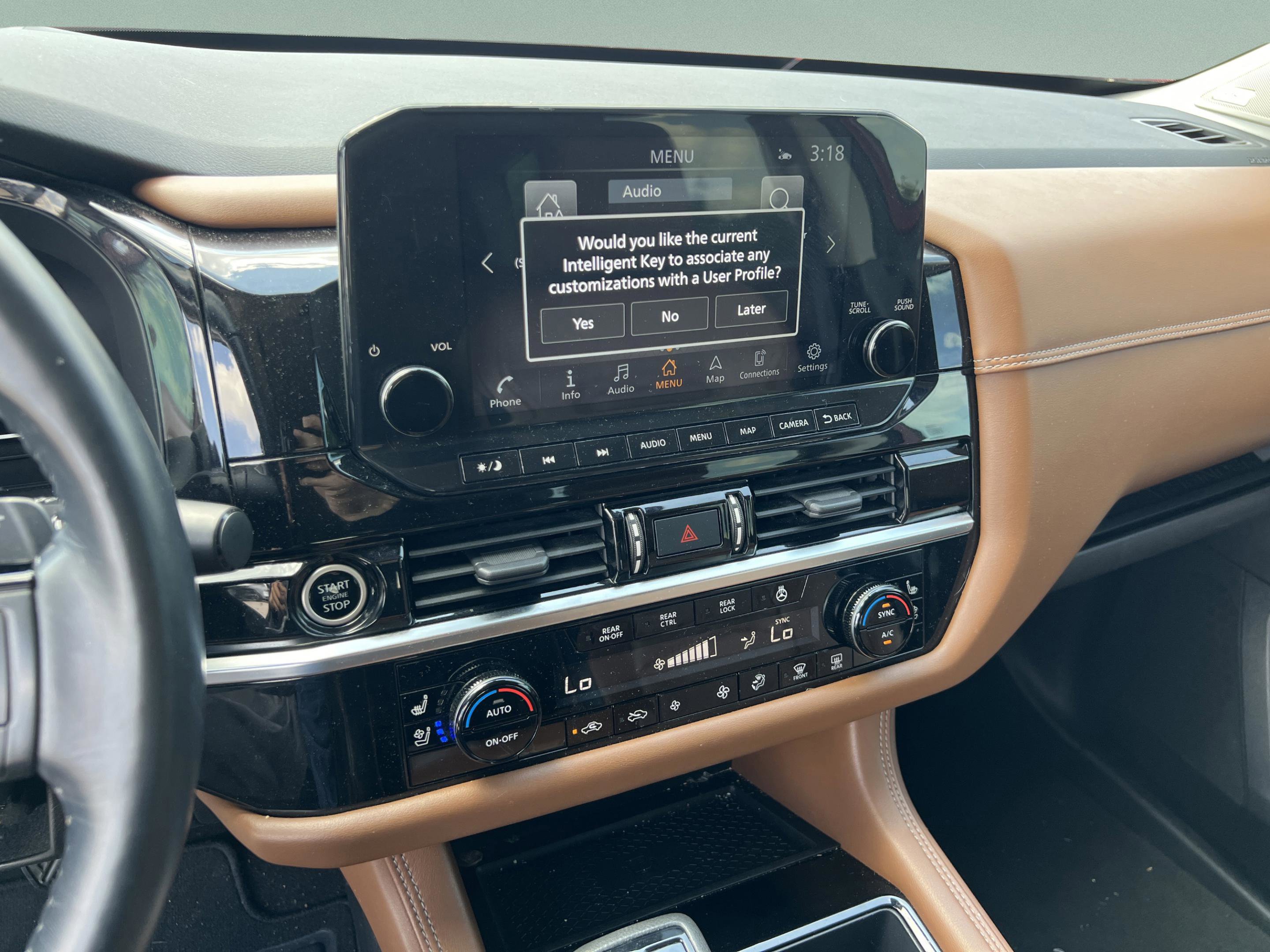 Used 2022 Nissan Pathfinder Platinum w/ Cargo Package FWD image 17