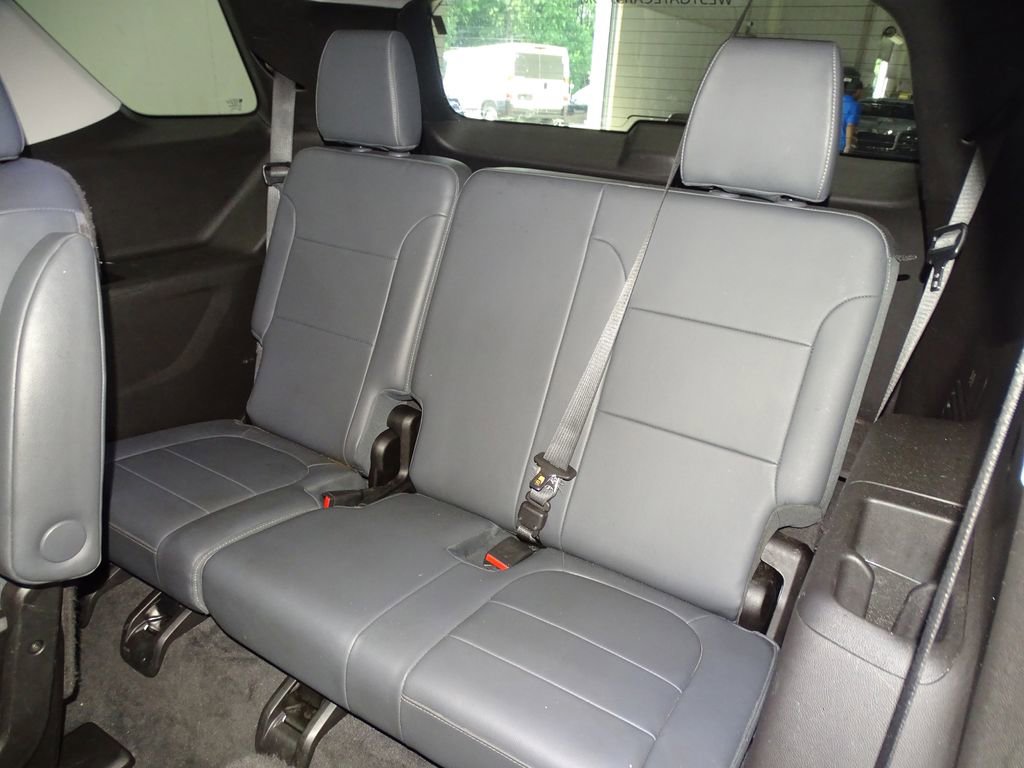 Used 2020 Chevrolet Traverse Premier image 19