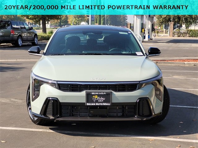 New 2025 Kia K4 GT-Line w/ GT-Line Sunroof Package image 2