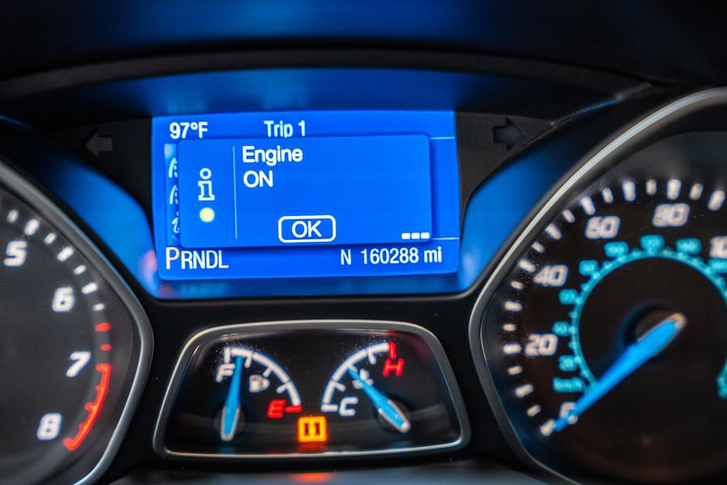 Used 2014 Ford Focus SE FWD image 38