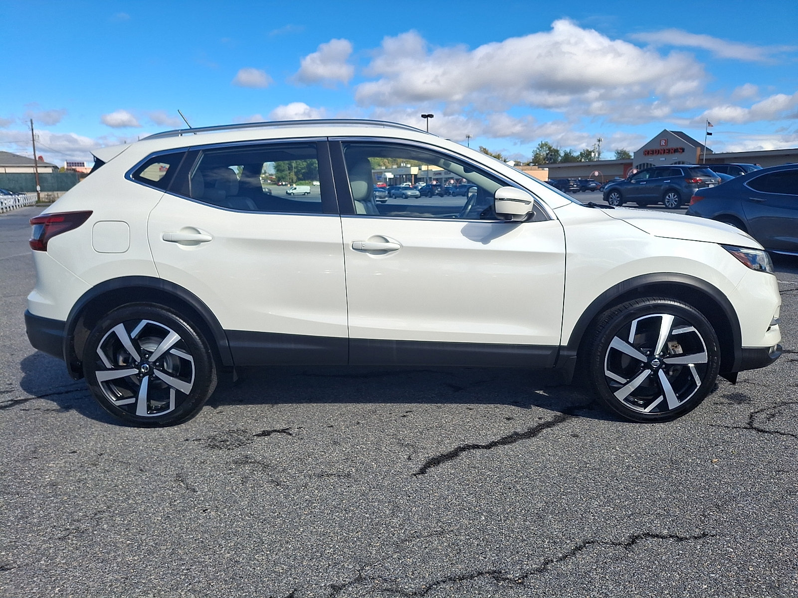 Used 2020 Nissan Rogue Sport SL w/ Premium Package AWD/4WD image 7