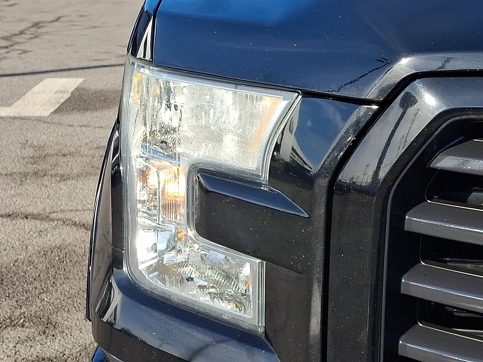 Certified 2017 Ford F150 XLT w/ Equipment Group 302A Luxury image 9