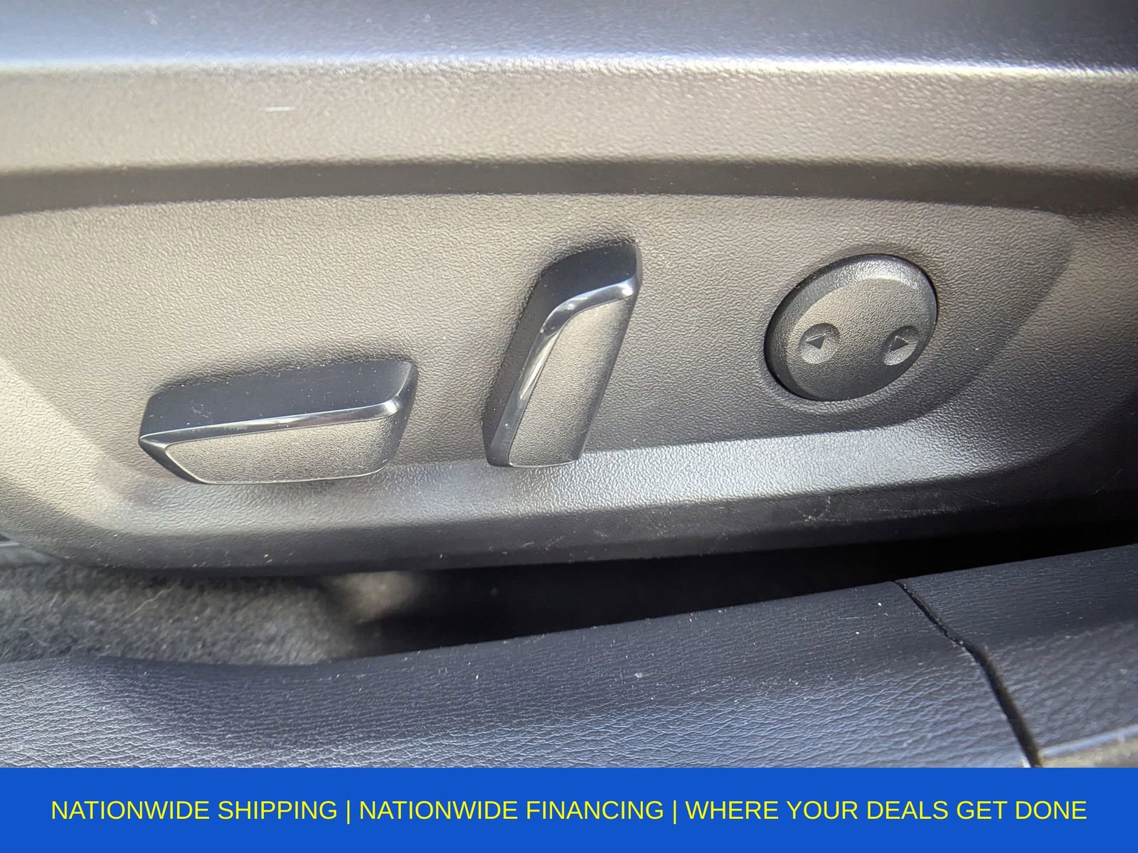 Used 2023 Mitsubishi Outlander SE image 18