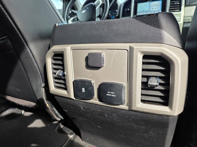 Used 2019 Ford F250 Lariat w/ Chrome Package image 13