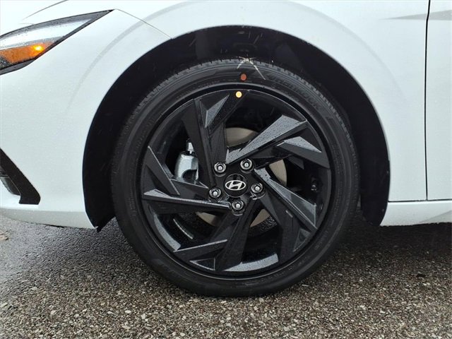 New 2026 Hyundai Elantra SEL Sport image 6