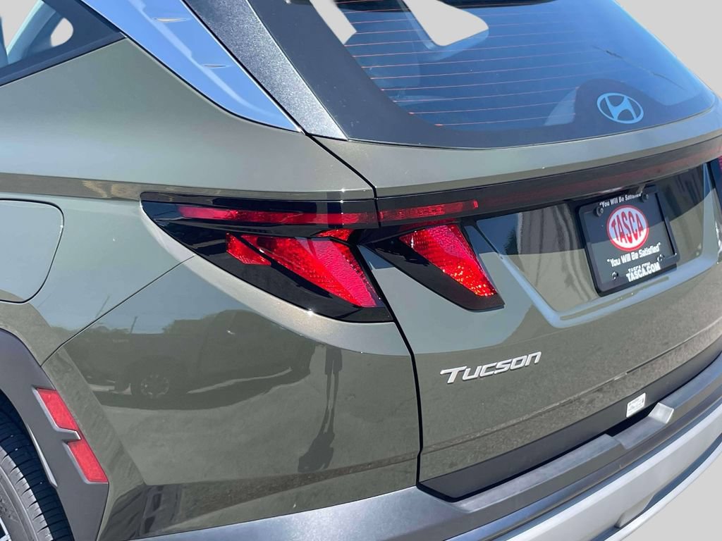 Certified 2025 Hyundai Tucson SE AWD/4WD image 11