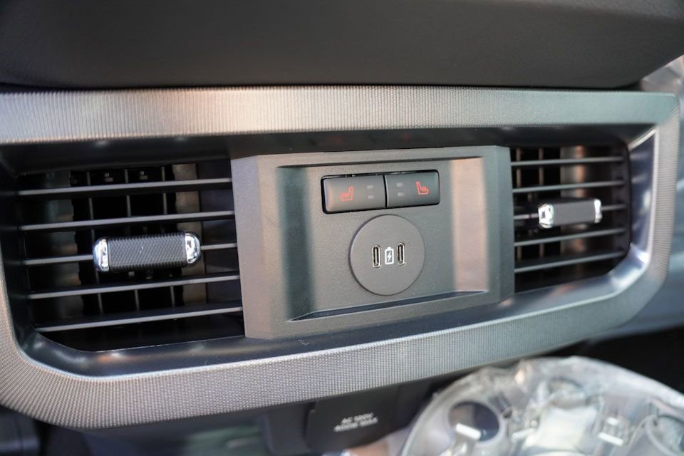 New 2026 Ford F250 Platinum image 12