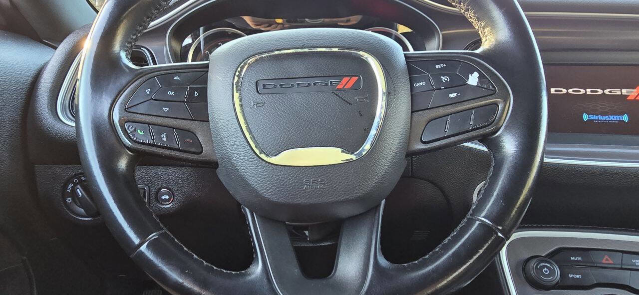 Used 2021 Dodge Challenger SXT image 16