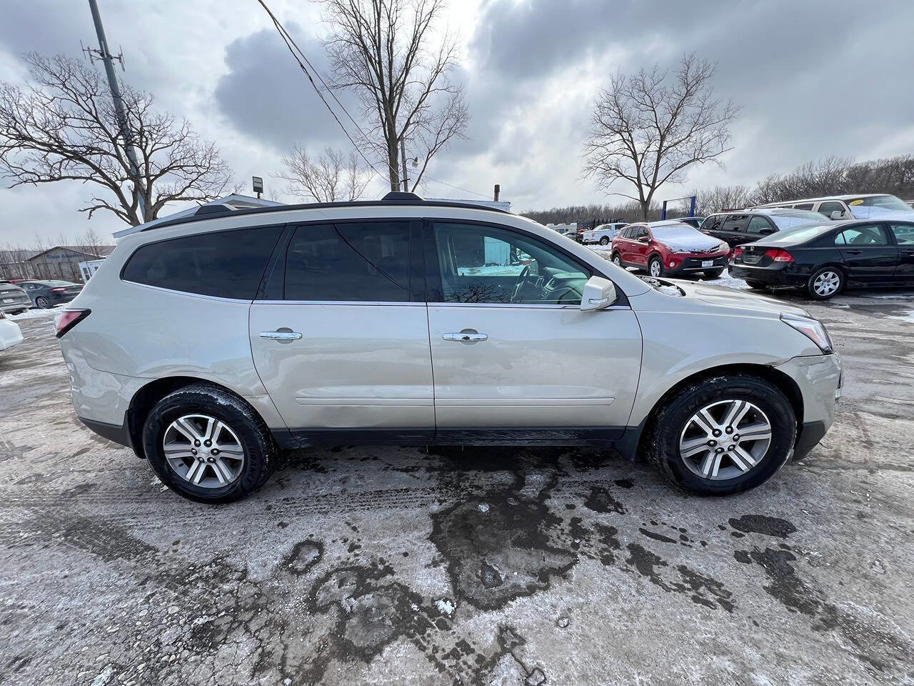 Used 2016 Chevrolet Traverse LT image 5
