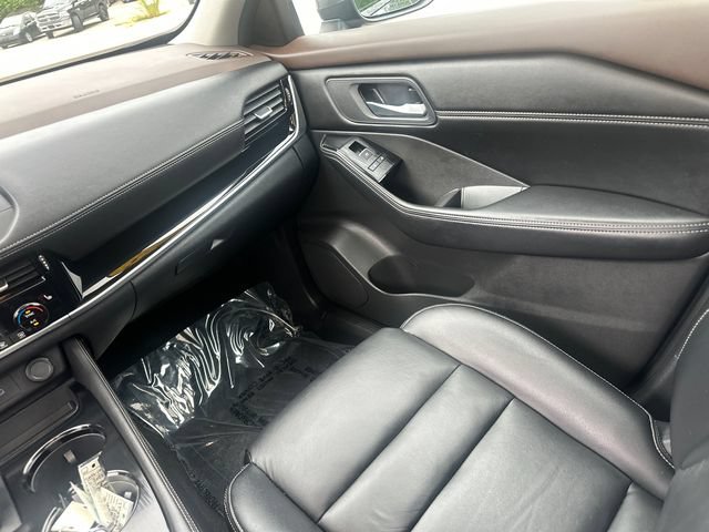 Used 2023 Nissan Rogue SL AWD/4WD image 22