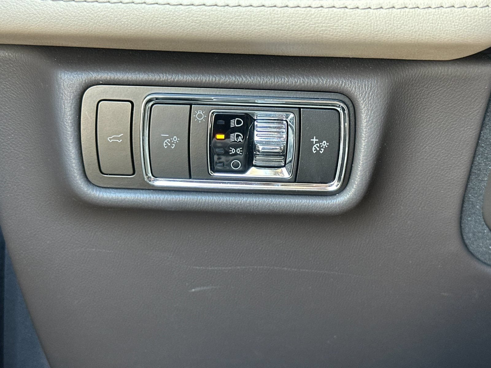 Certified 2023 Lincoln Aviator Reserve w/ Equipment Group 201A AWD/4WD image 34