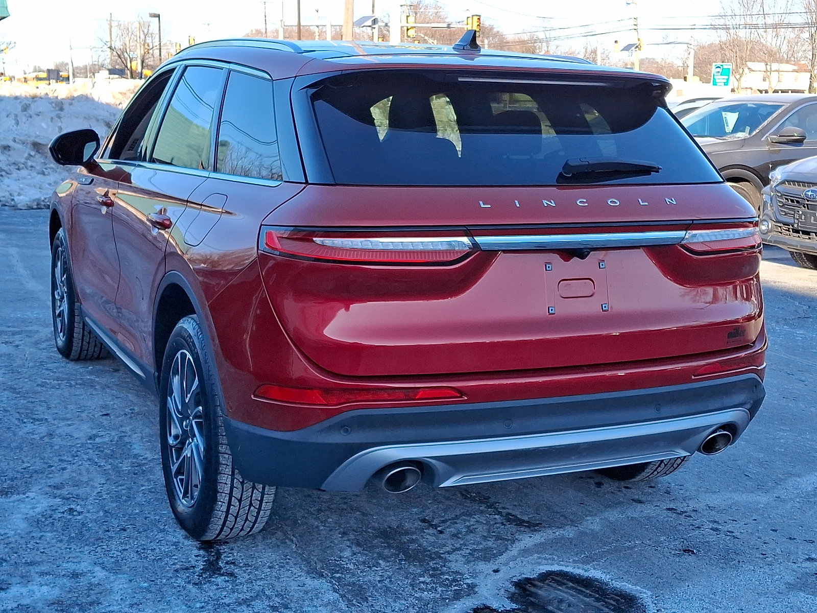 Certified 2022 Lincoln Corsair AWD w/ Equipment Group 101A image 4