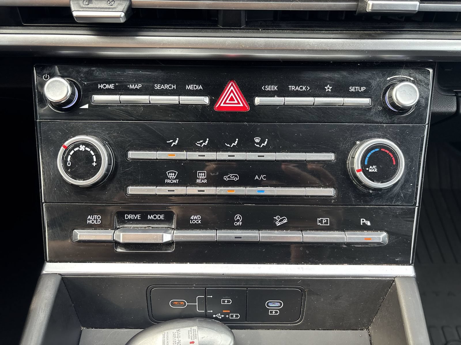 Certified 2025 Hyundai Santa Fe SE AWD/4WD image 21