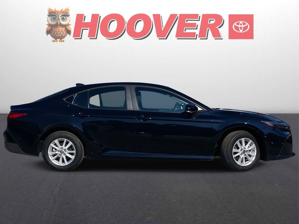 Used 2025 Toyota Camry LE image 2