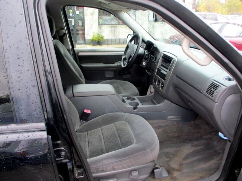 Used 2003 Ford Explorer Sport XLT image 7