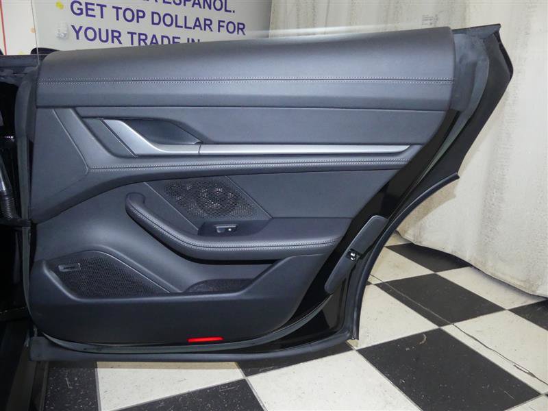 Used 2023 Porsche Taycan GTS AWD/4WD image 33
