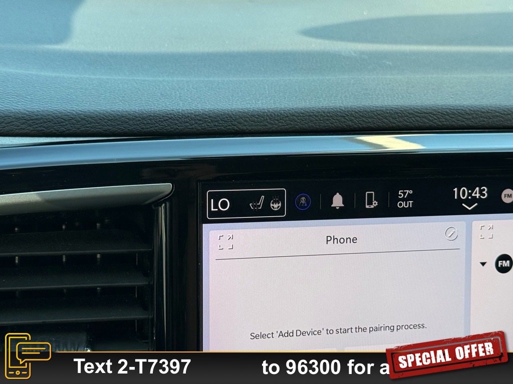 Used 2024 Chrysler Pacifica Touring-L image 23