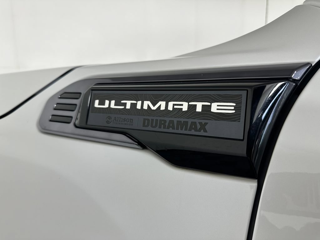 Used 2025 GMC Sierra 3500 Denali Ultimate w/ LPO, GMC Protection Package AWD/4WD image 36