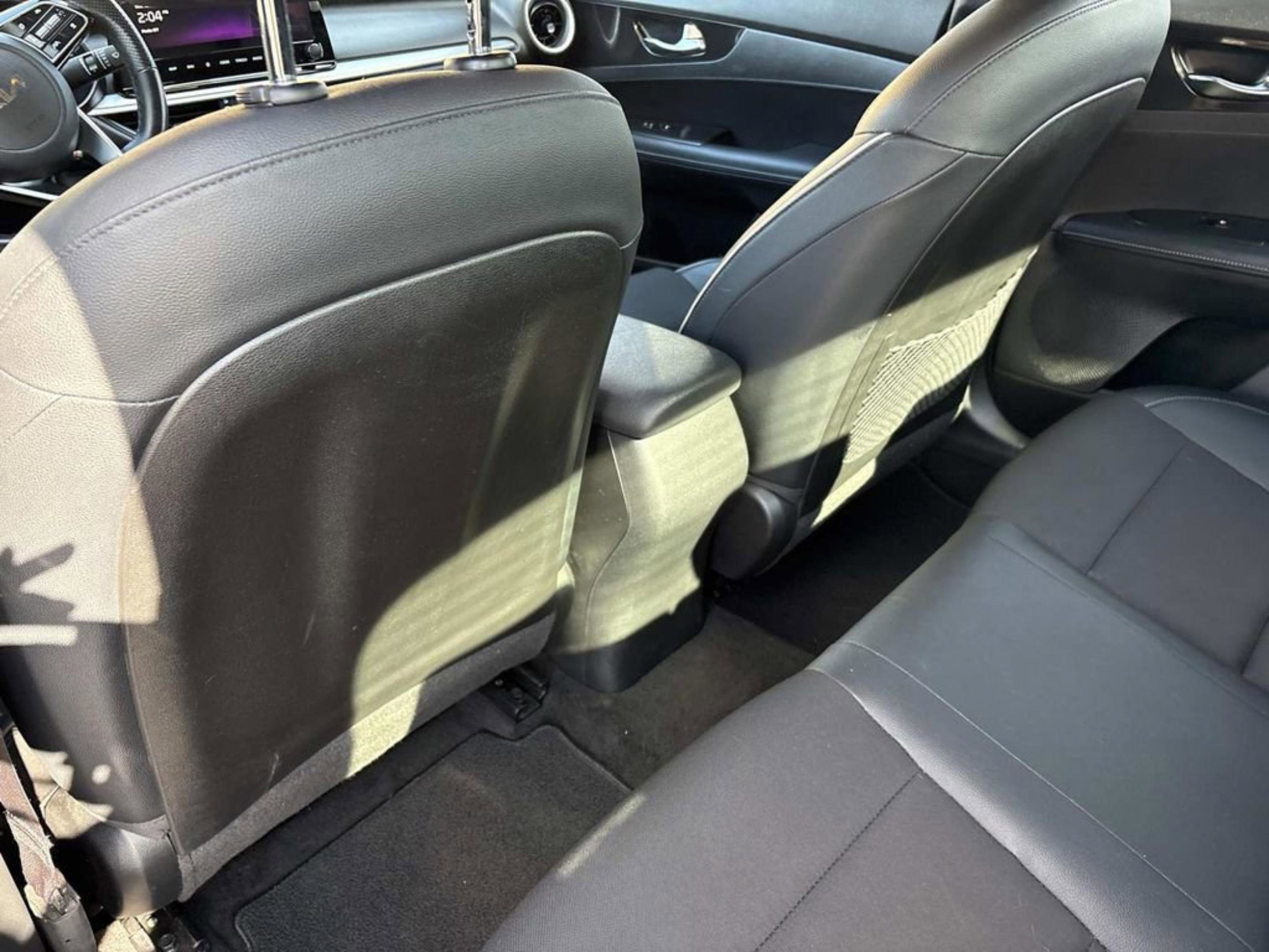 Used 2023 Kia Forte GT-Line w/ GT-Line Technology Package FWD image 20