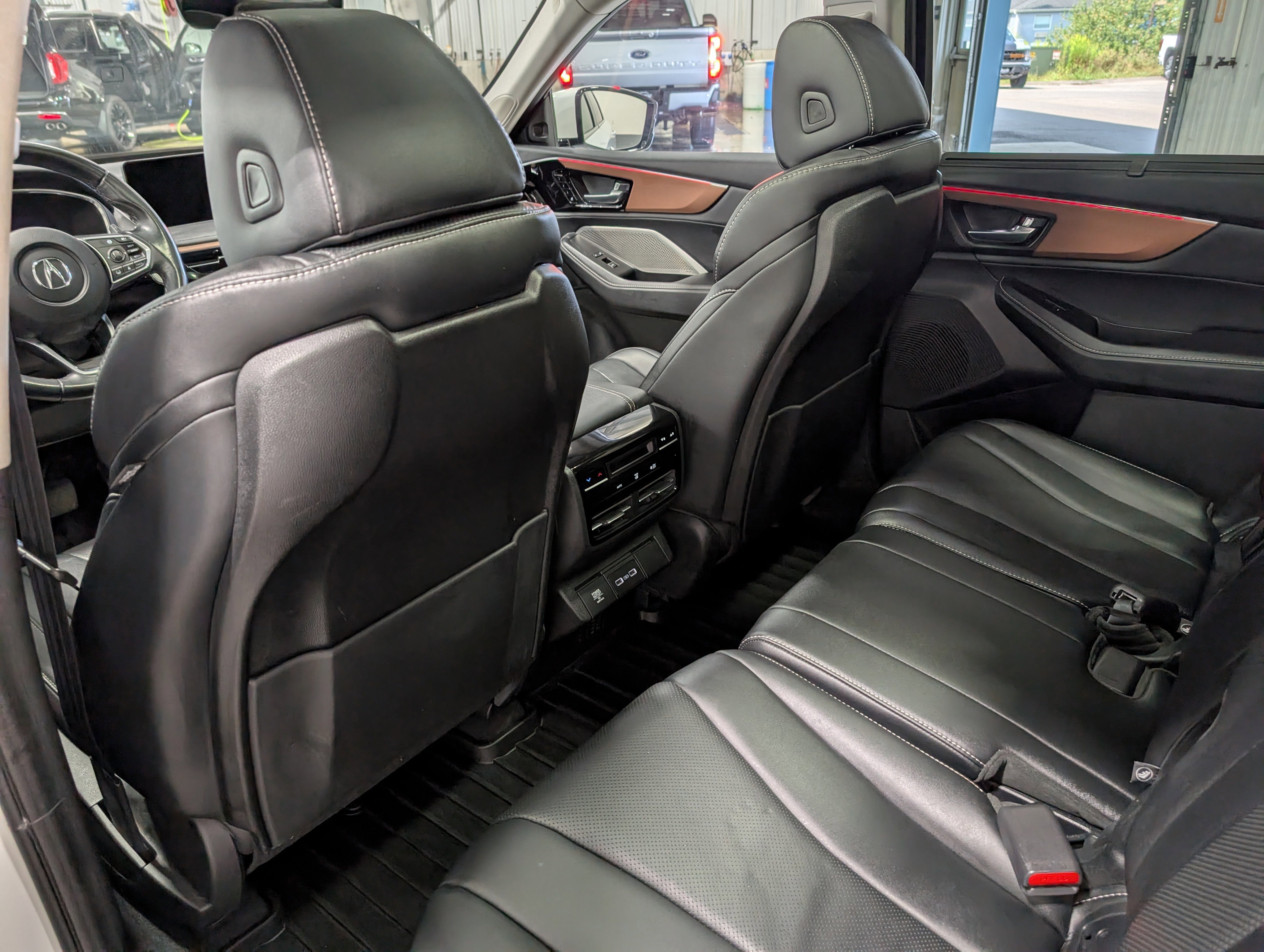 Used 2022 Acura MDX SH-AWD w/ Technology Package image 17