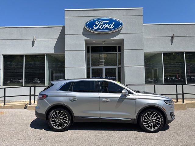 Used 2020 Lincoln Nautilus Reserve w/ Equipment Group 201A AWD/4WD image 2