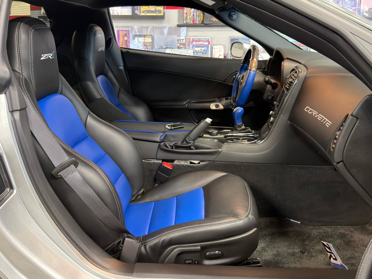 Used 2011 Chevrolet Corvette ZR1 w/ Preferred Equipment Group RWD image 28