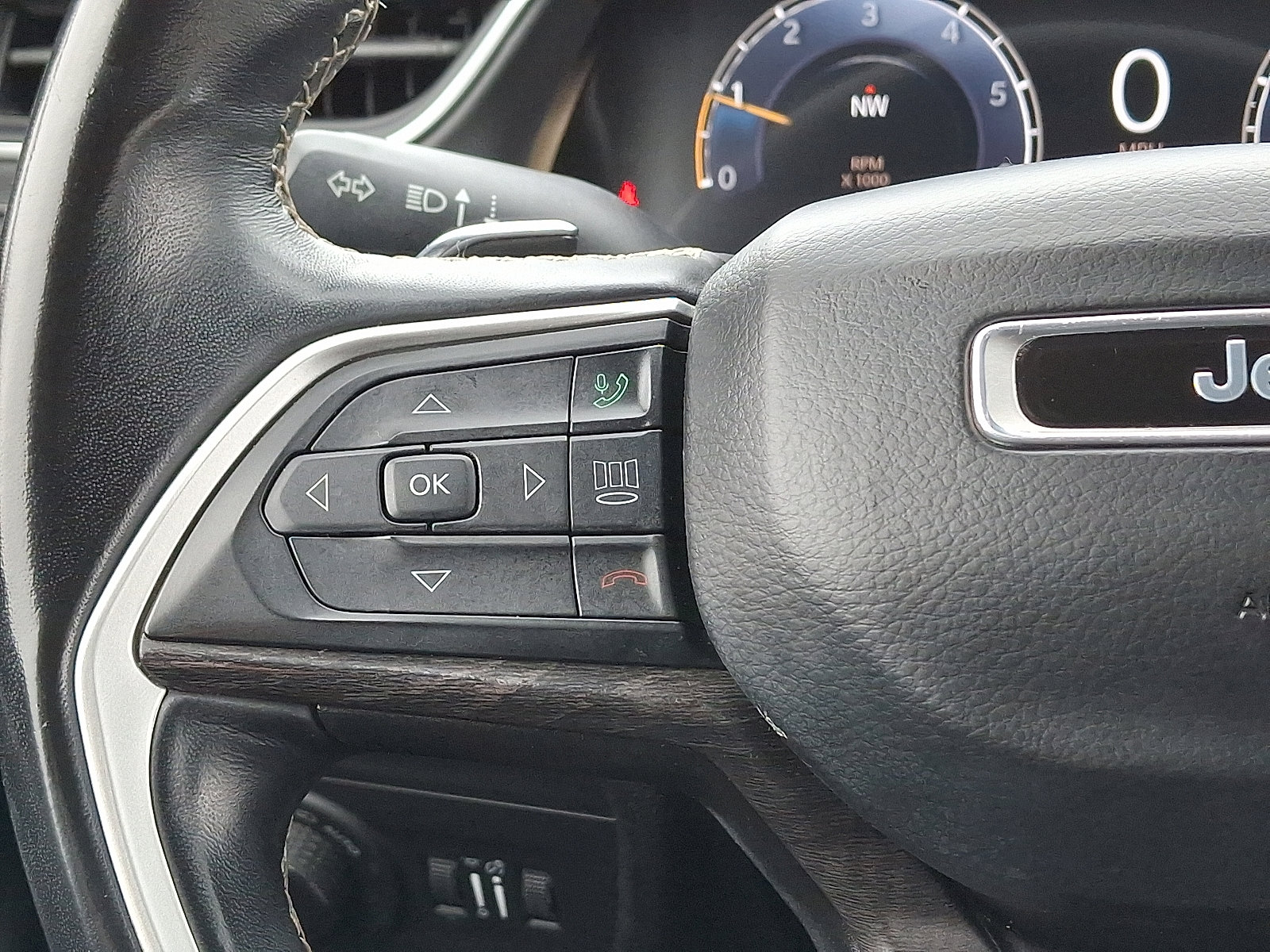 Used 2021 Jeep Grand Cherokee L Limited image 21