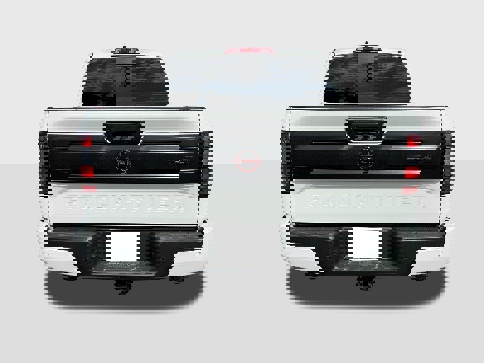 New 2026 Nissan Frontier PRO-4X w/ Pro-4x Convenience Package image 4