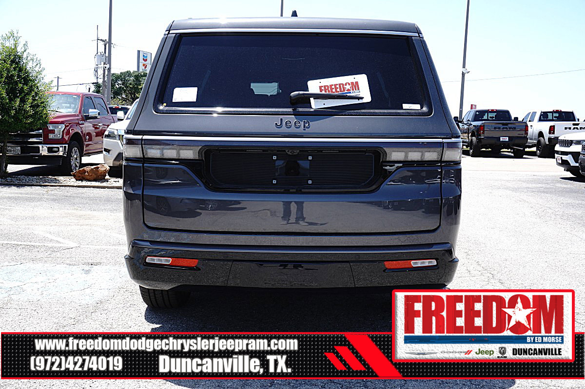 New 2026 Jeep Grand Wagoneer L 2WD w/ Premium Group I image 4