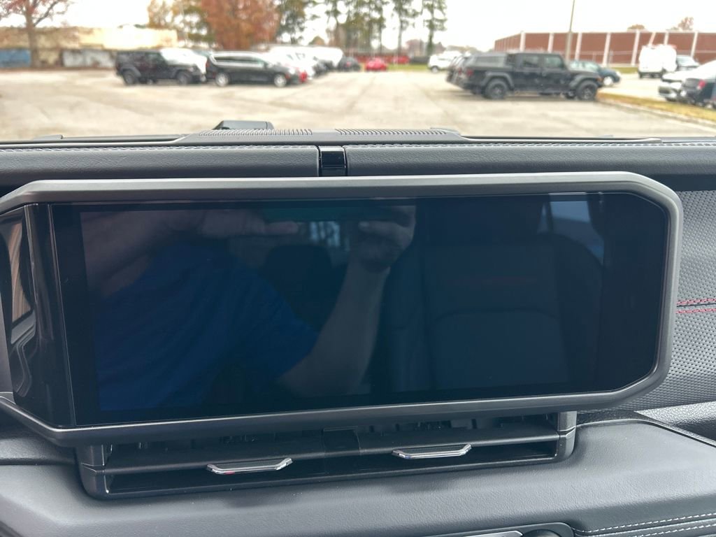 New 2026 Jeep Wrangler Unlimited Rubicon w/ Safety Group image 14