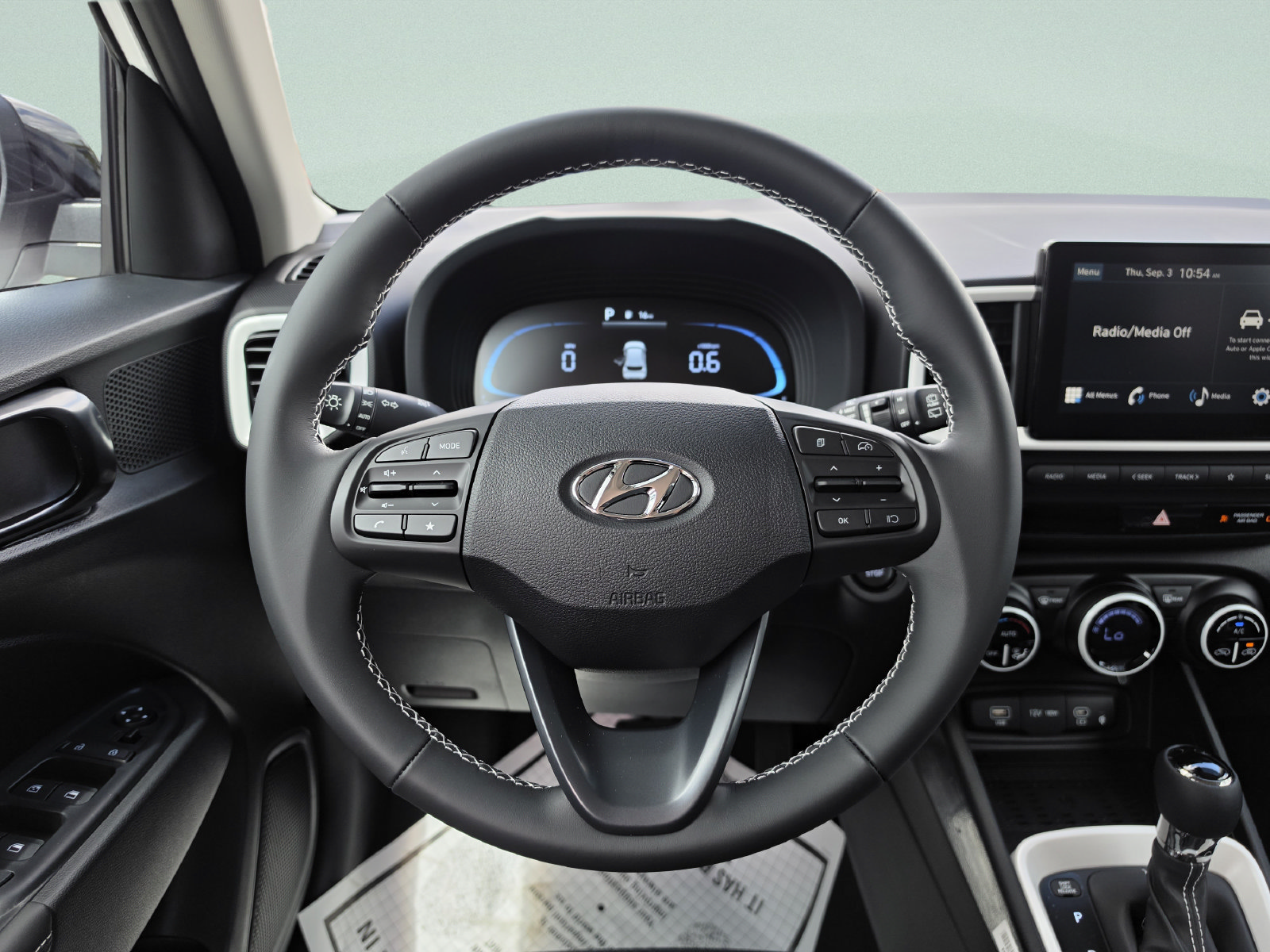 New 2026 Hyundai Venue SEL FWD image 18