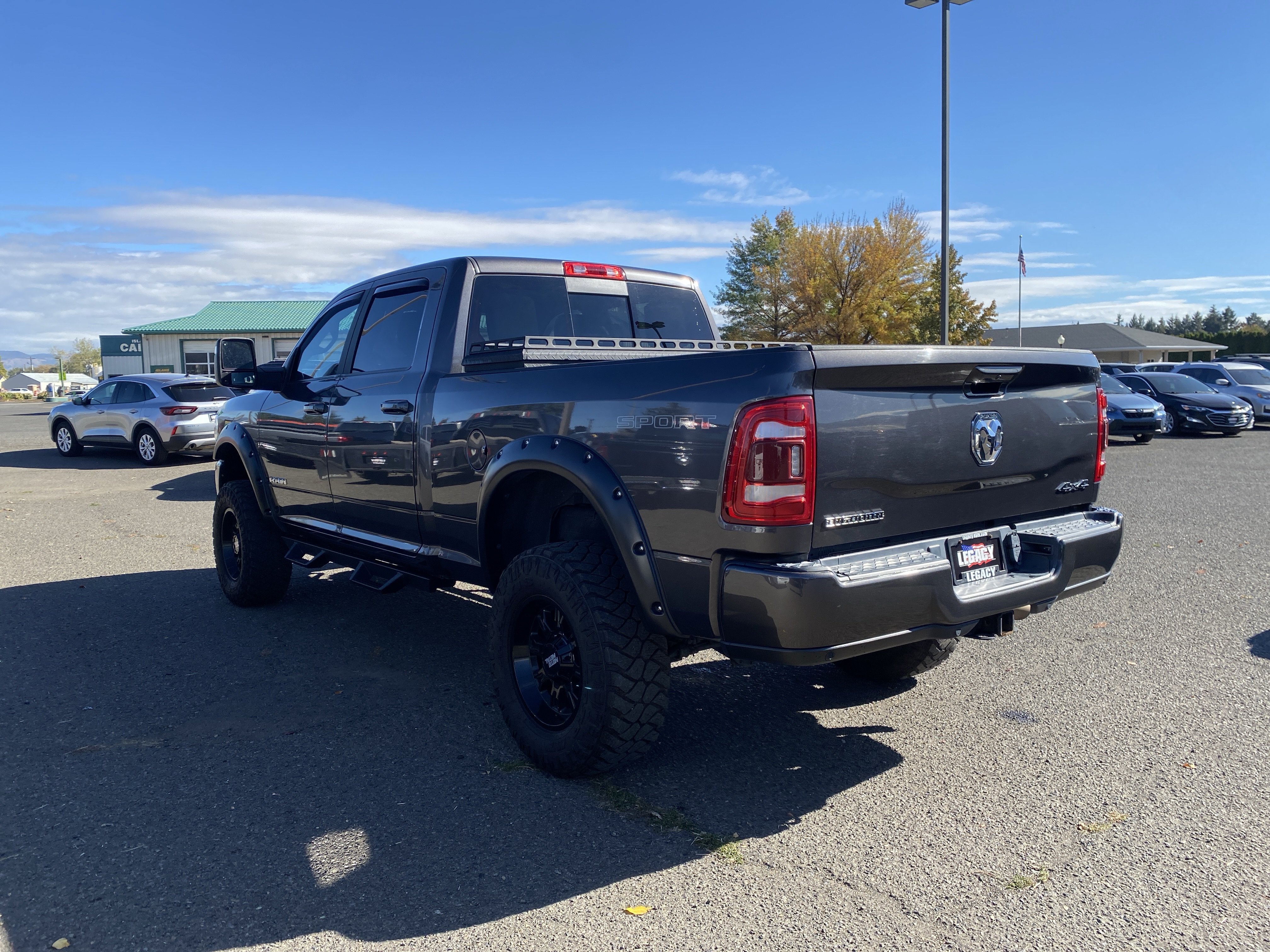 Used 2023 RAM 2500 Big Horn AWD/4WD image 6