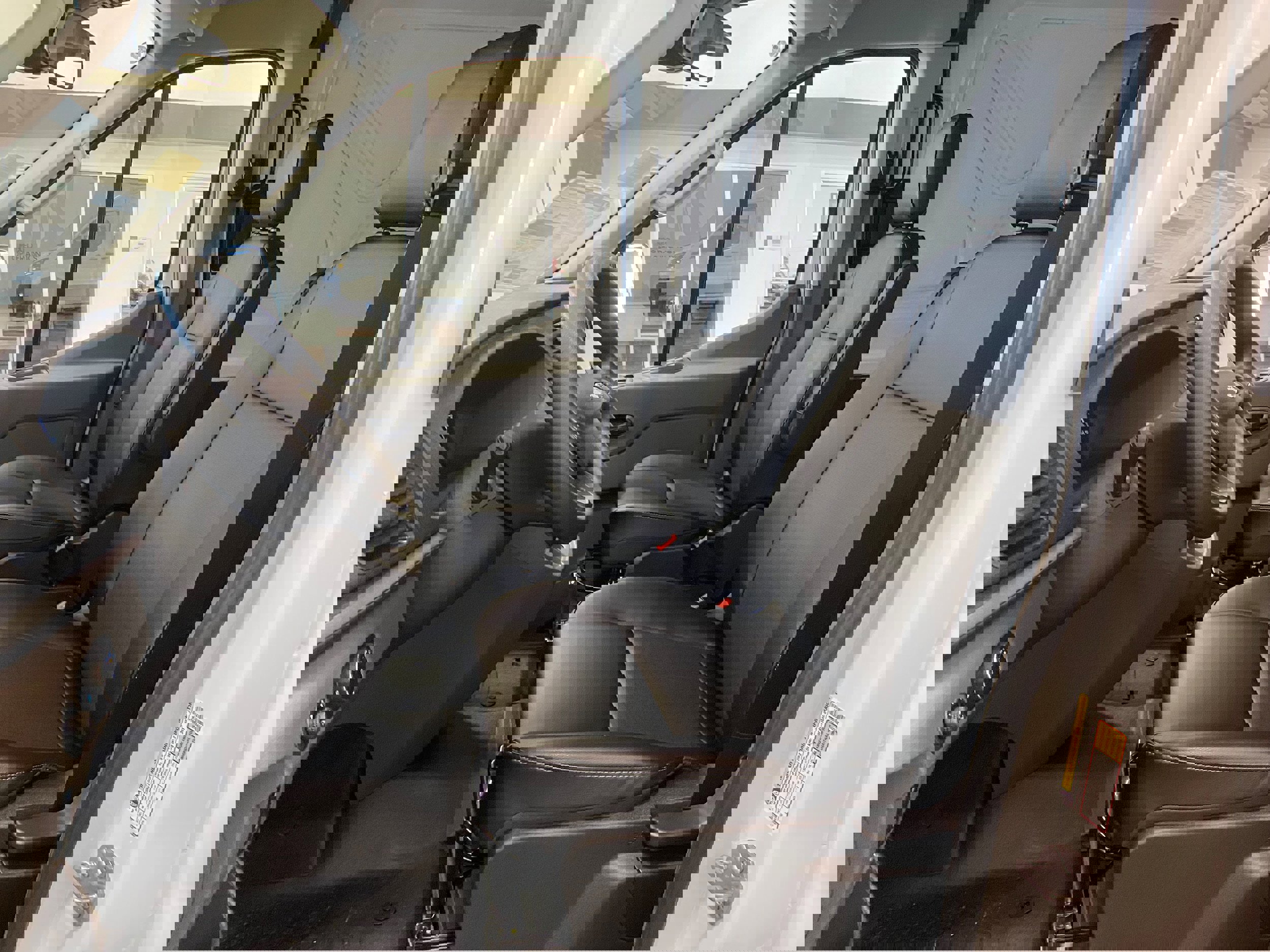 New 2026 Ford Transit 250 148 Medium Roof Extended AWD w/ Exterior Upgrade Package image 15