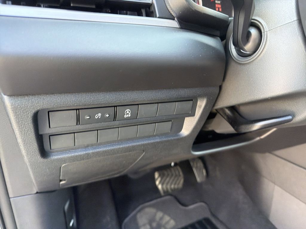 New 2026 Mitsubishi Outlander ES AWD/4WD image 15