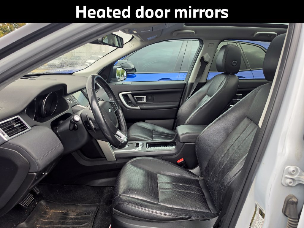 Used 2017 Land Rover Discovery Sport HSE AWD/4WD image 11