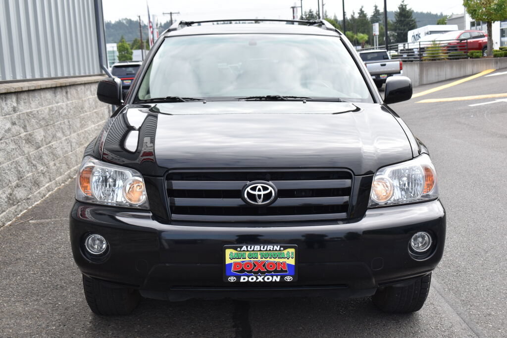 Used 2007 Toyota Highlander 4WD V6 w/ 3rd Row image 2