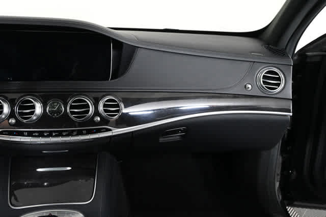 Used 2020 Mercedes-Benz S 450 Sedan image 17