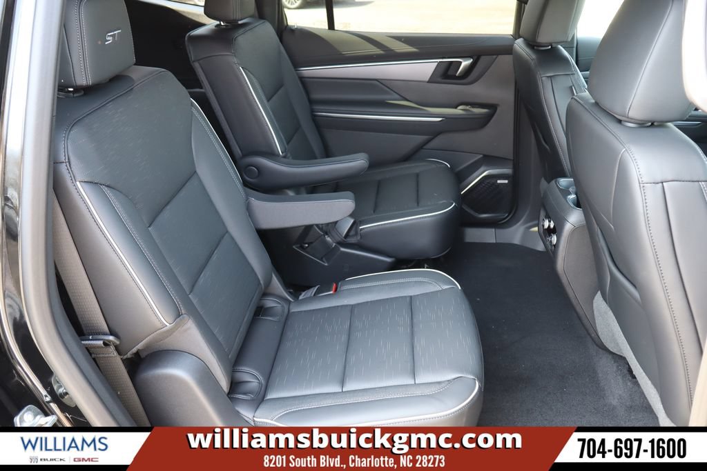 New 2026 Buick Enclave Sport Touring w/ Power Package FWD image 24