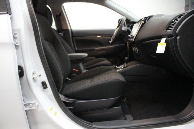 New 2026 Mitsubishi Outlander Sport ES image 18