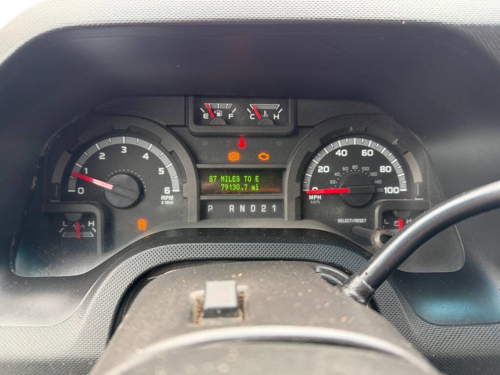 Used 2009 Ford E-350 and Econoline 350 Extended Wagon Super Duty image 15