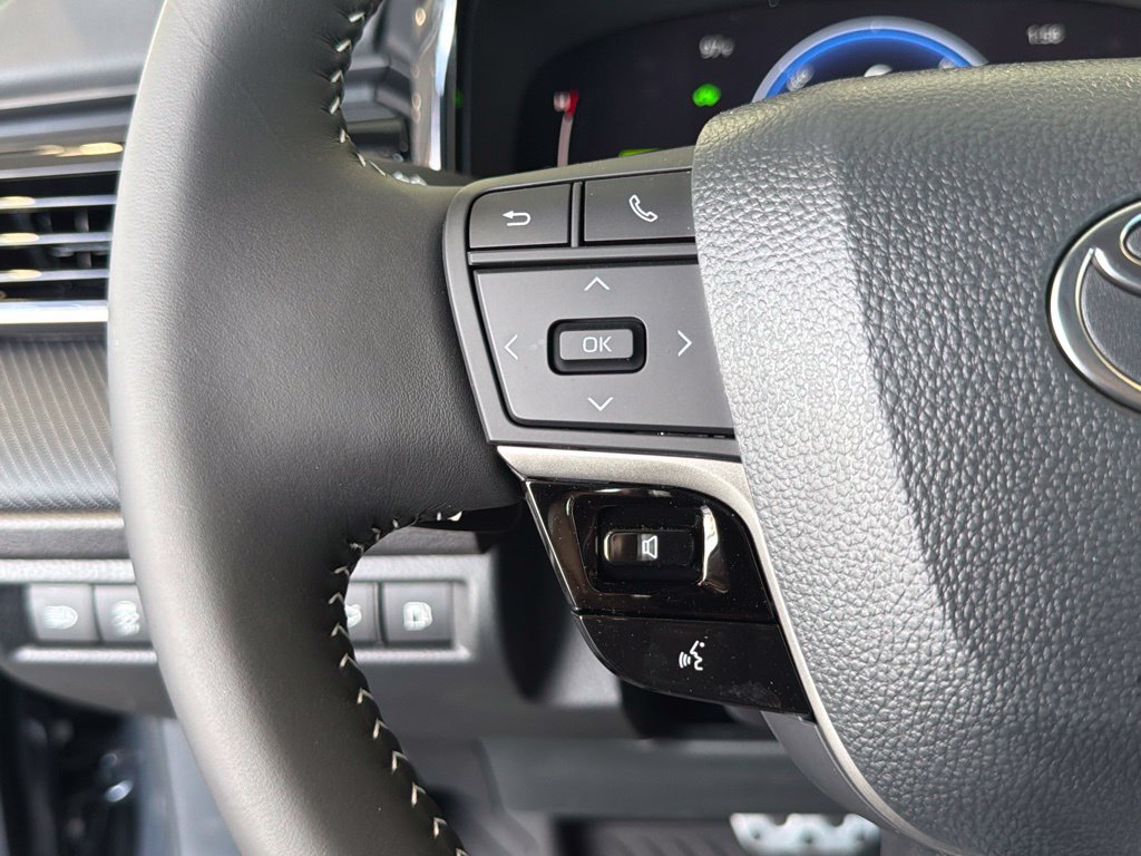 Certified 2026 Toyota Camry SE FWD image 24