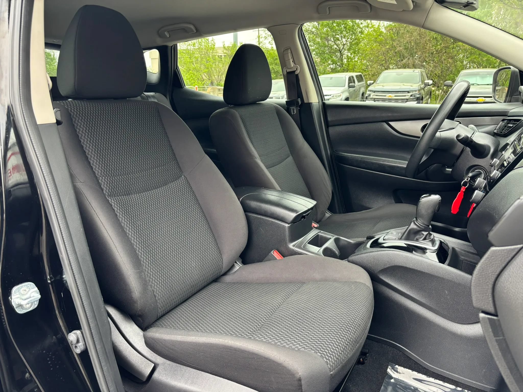 Used 2017 Nissan Rogue Sport S w/ S Appearance Package FWD image 13