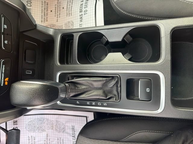 Used 2018 Ford Escape SE w/ Ford Safe & Smart Package AWD/4WD image 19