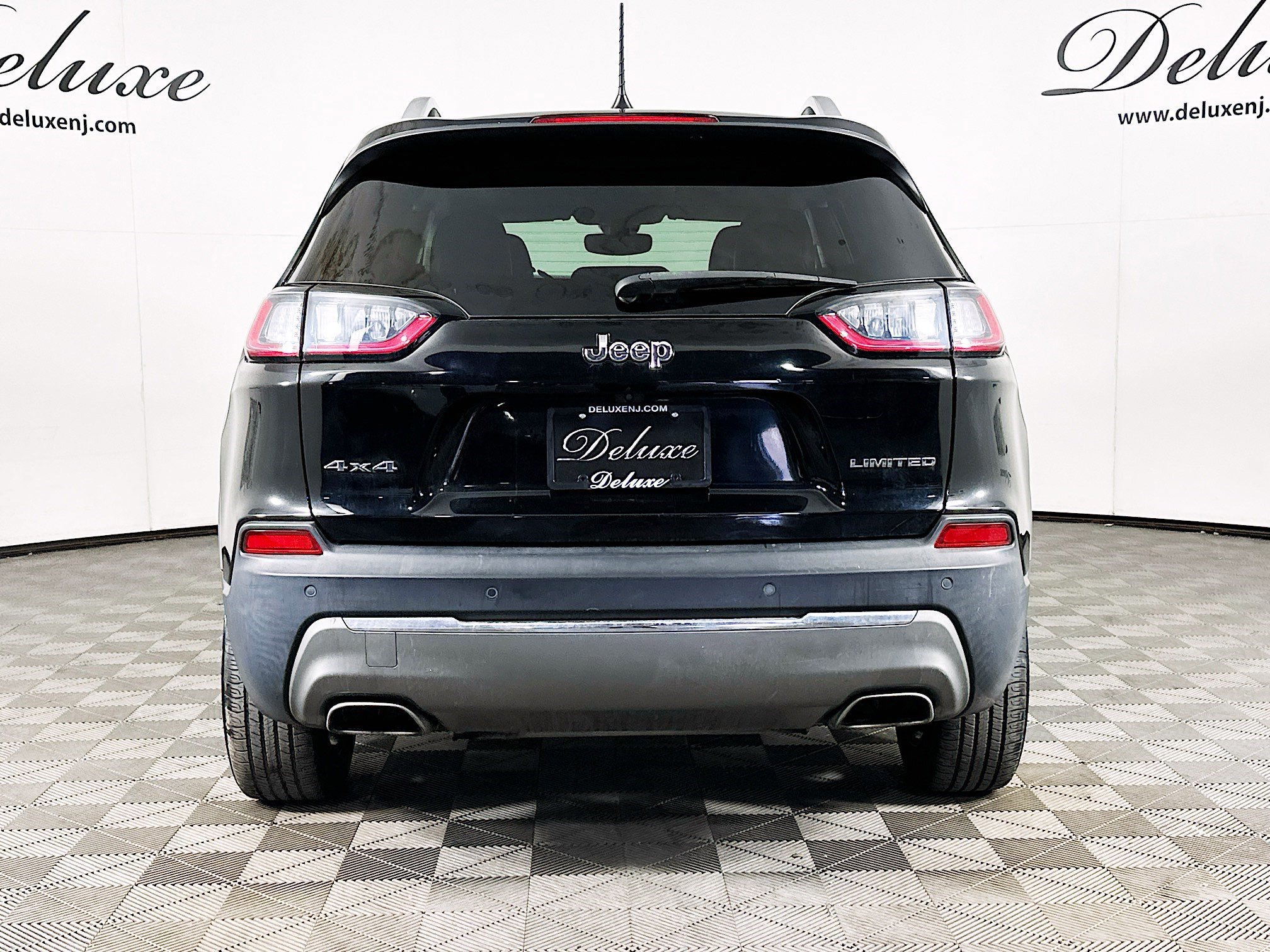 Used 2020 Jeep Cherokee Limited image 5