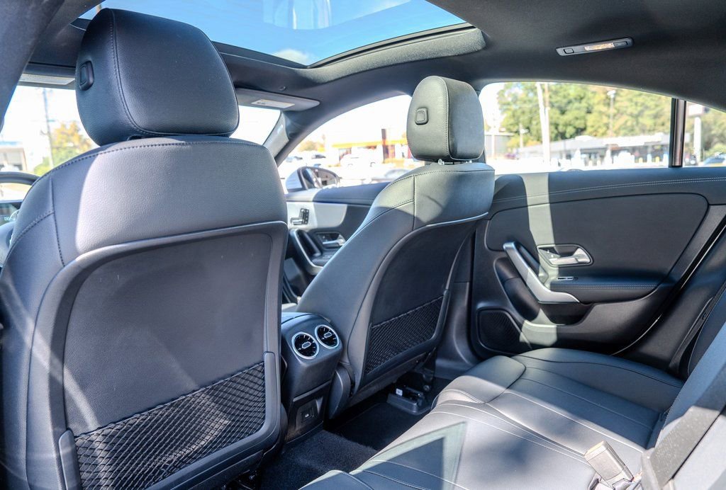 Used 2025 Mercedes-Benz CLA 250 image 19