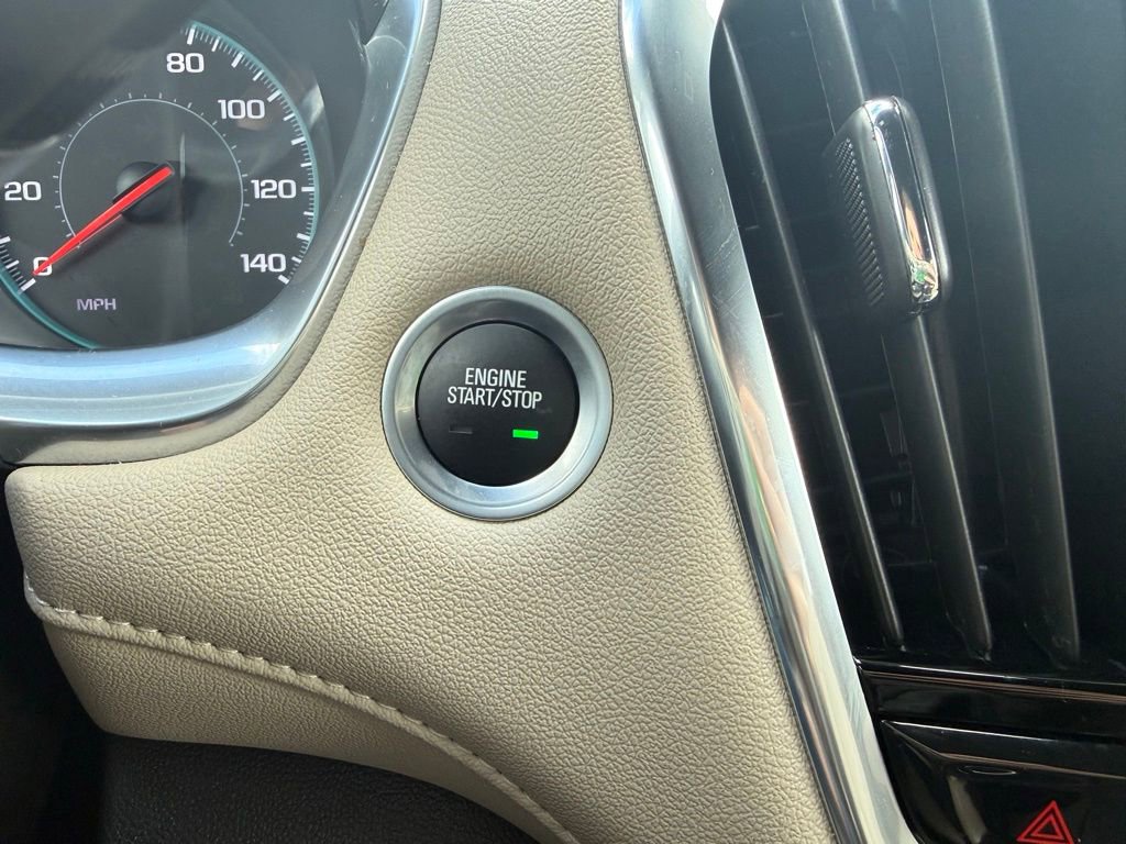 Used 2023 Chevrolet Traverse LS w/ Safety Package image 36