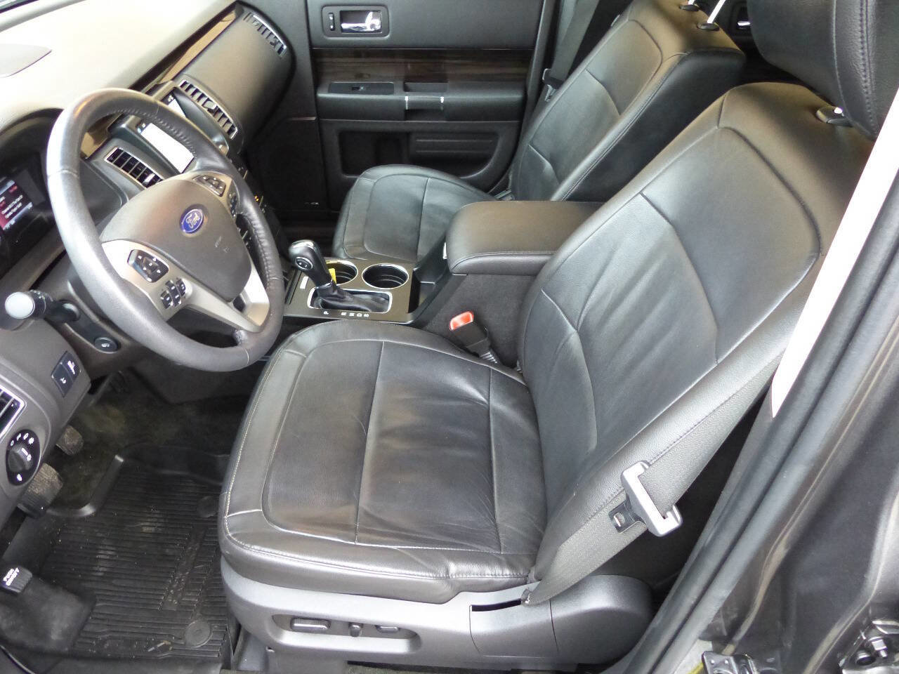 Used 2018 Ford Flex SEL w/ Equipment Group 202A FWD image 21